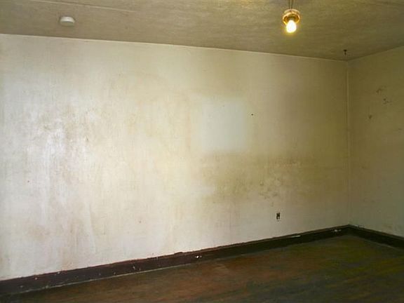 2nd image of 216 S Madison Ave