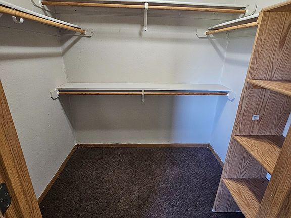 4th image of 410 13th Ave NW Unit 18