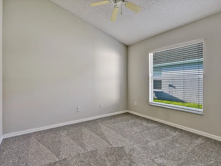 2508 Caliente Trail3856 Keyless Entry — Photo 23