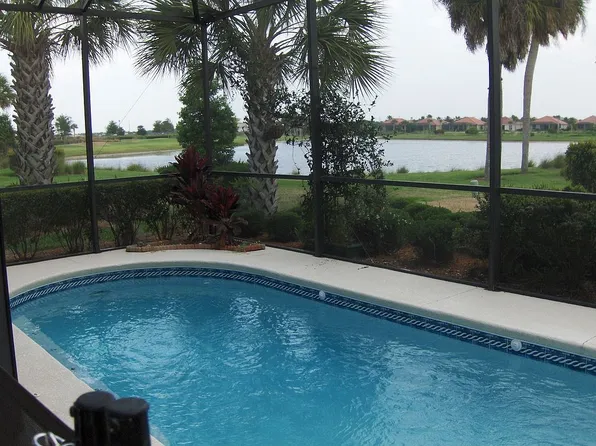 121 Padova Way #6, North Venice, FL 34275