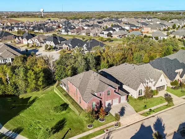 1701 Trinidad Way, Lantana, TX 76226