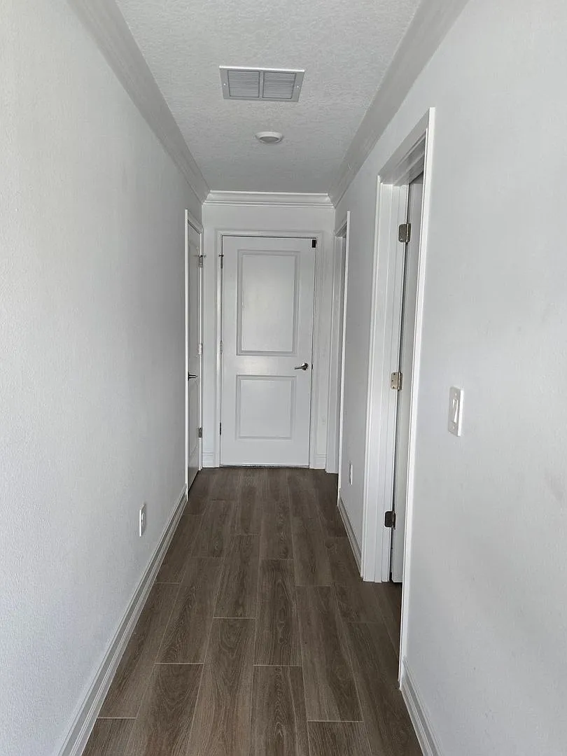 Spacious 4-Bedroom, 3.5-Bath Townhome In Tampa Built In 2025! — Photo 2