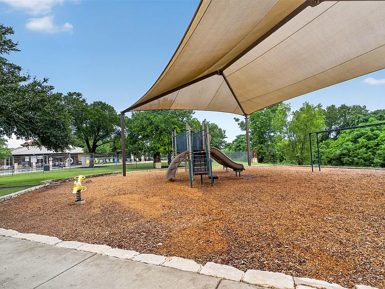 3371 Vasquez Pl — Photo 31