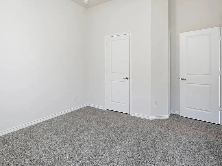 8428 Radiant St — Photo 19