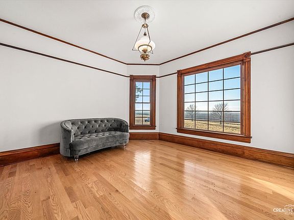 5th image of 10256 Somonauk Rd