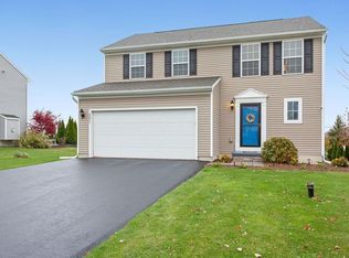5471 Alfreton Dr, Clay, NY 13041