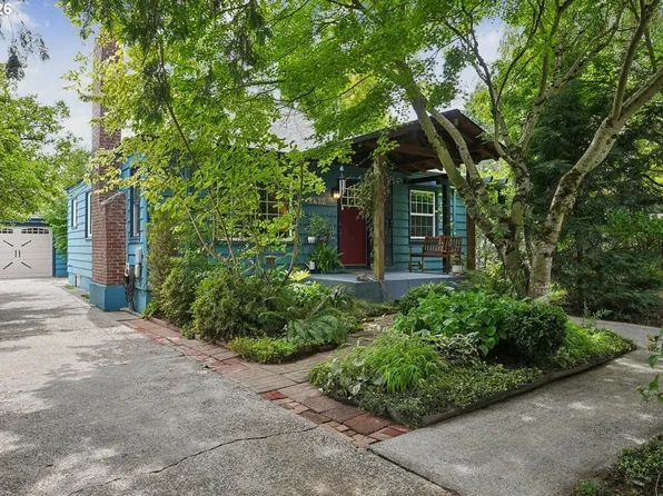 5900 NE Ainsworth St, Portland, OR 97218