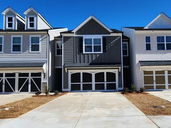 5312 Melbourne Ln, Flowery Branch, GA 30542