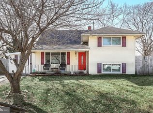 744 Fireside Rd, York, PA 17404