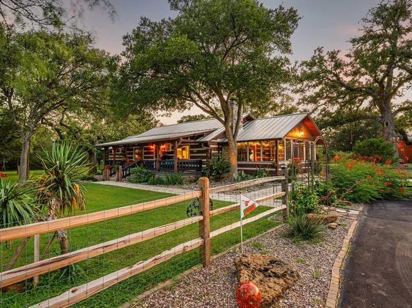 402 Smith Rd, Bastrop, TX 78602
