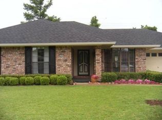 529 Glenwood Dr, Bossier City, LA 71111