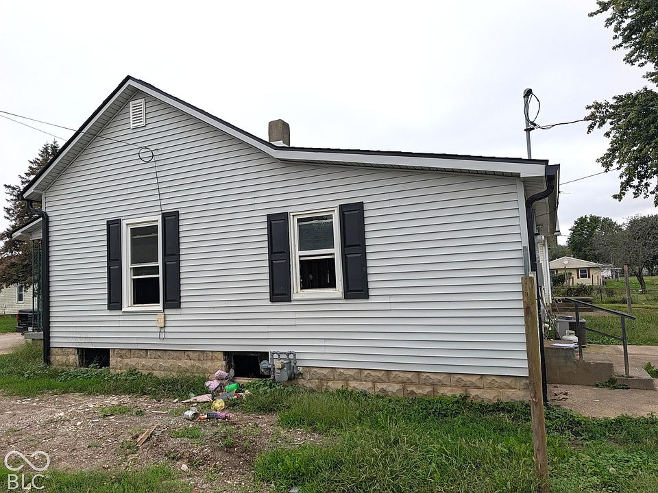 2nd image of 540 John St