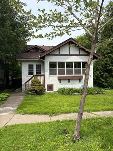 1089 24th Ave SE, Minneapolis, MN, 55414