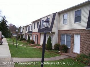 160 Larkspur Ln APT 5, Galax, VA 24333