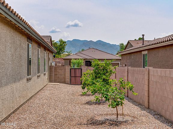 3rd image of 9465 N Andrina Dr
