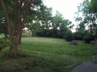 3894 Sanner Dr, Decatur, IL 62521