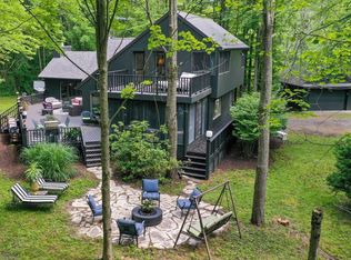 13986 Prairie Rd, Three Oaks, MI 49128