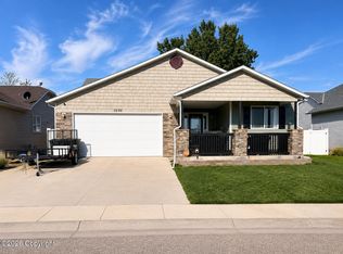 3900 Red Lodge Dr, Gillette, WY 82718