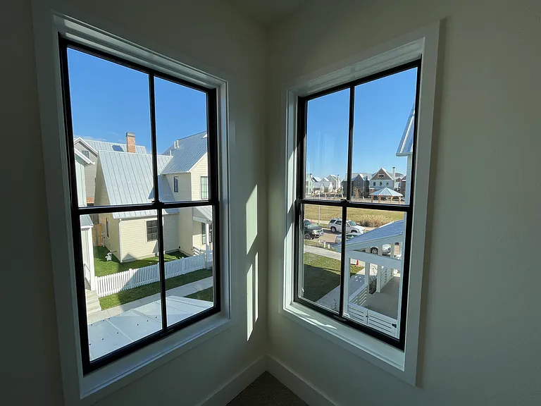 1803 Oso Ave — Photo 16
