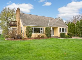 2371 Kressin Ave, Mendota Heights, MN 55120