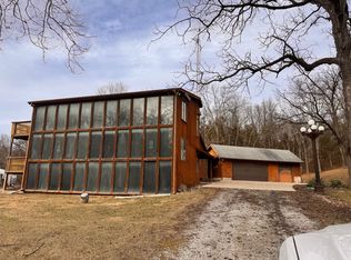 7655 W Sugar Creek Dr, Columbia, MO 65203