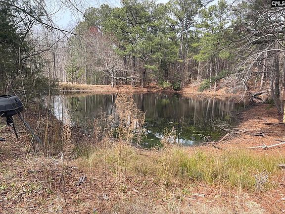 2nd image of 684 Landis Rd