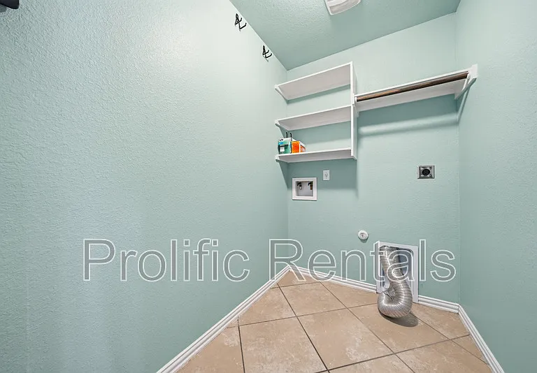 3410 Cottonpatch Dr — Photo 19