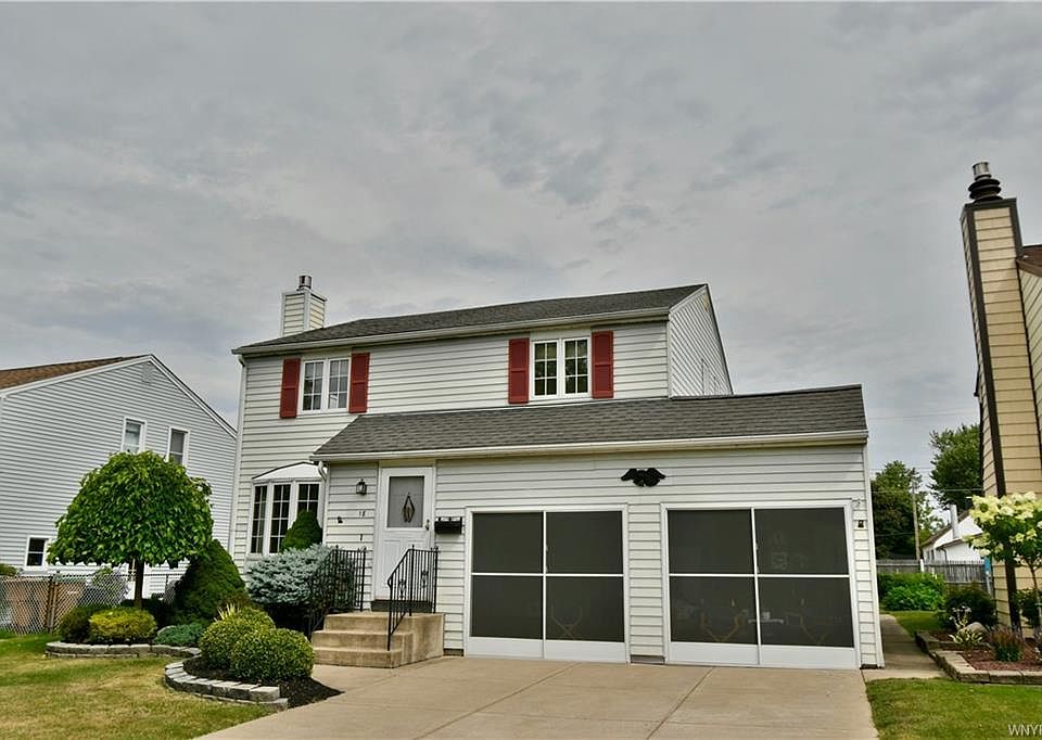 1st image of 18 Steven Dr