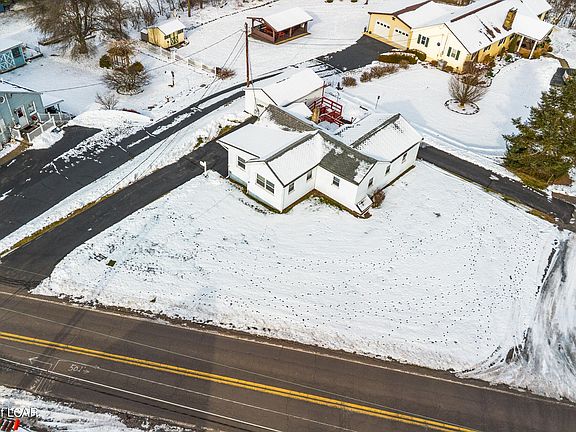 3rd image of 3838 Blytheburn Rd