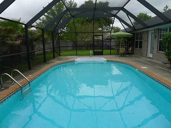 2nd image of 3937 Holleyberry Ln