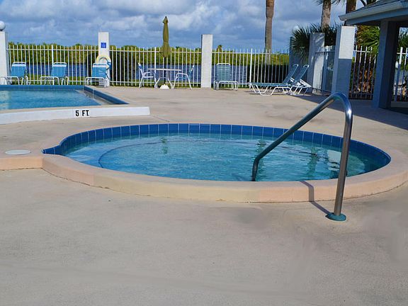 5th image of 7450 N Highway 1 APT 103