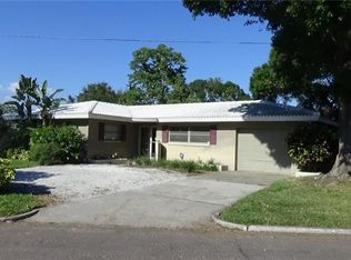 1657 Alcazar Way S, Saint Petersburg, FL 33712
