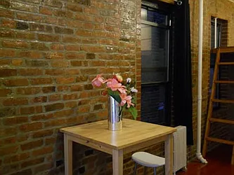 Rented by Nest Seekers International