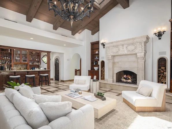 6568 La Valle Plateada, Rancho Santa Fe, CA 92067
