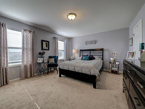 5th image of 10540 Pepperwood Dr