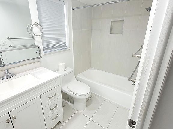 4th image of 8350 Sunrise Lakes Boulevard #205