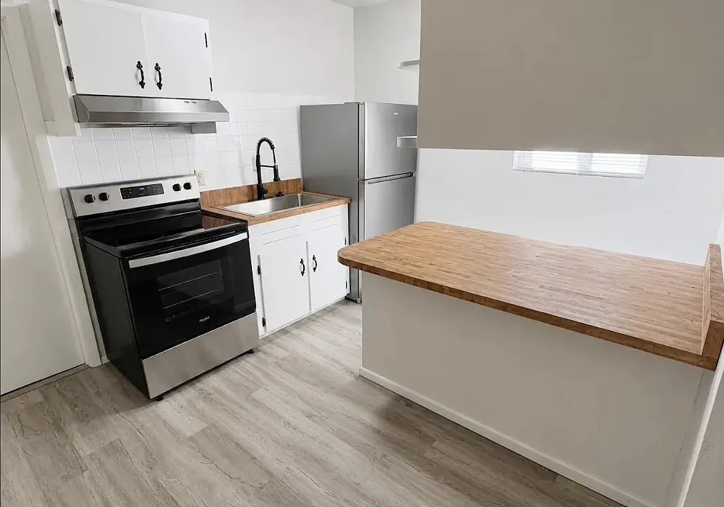 1 bed, $1,195 — Photo 2