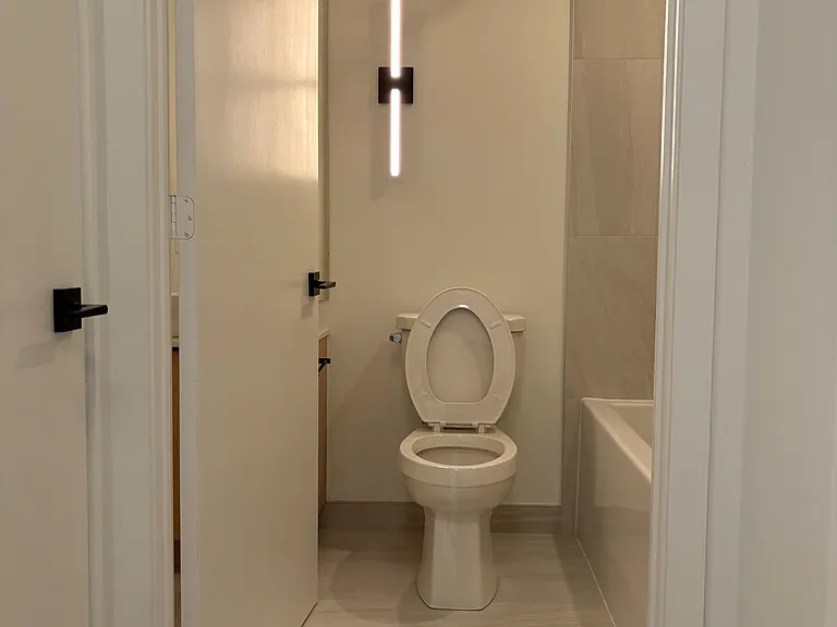 1185 Dupont St #1403 — Photo 19