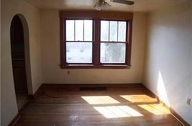5th image of 344 S Hamilton Ave
