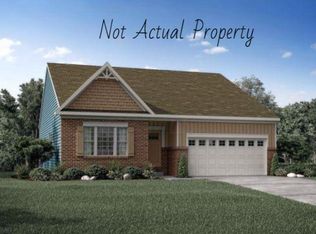 704 Herd Ave, Pataskala, OH 43062