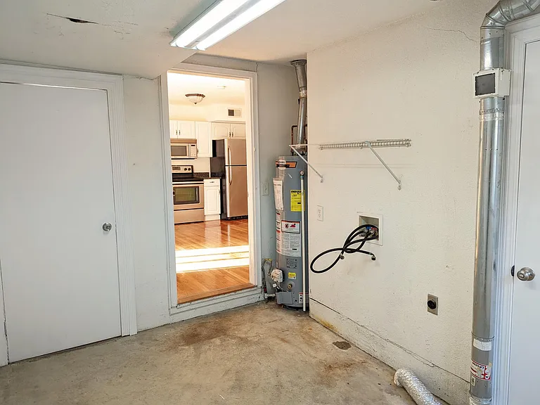 7223 Beverly St — Photo 23