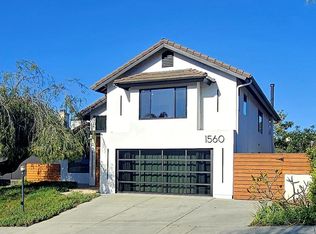 1560 Hawk View Dr, Encinitas, CA 92024