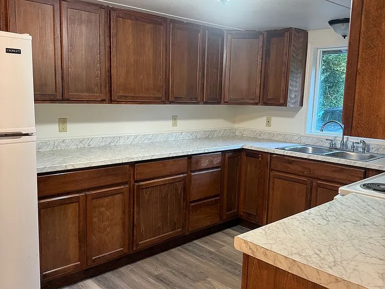 15144 Sitkum Ln — Photo 9