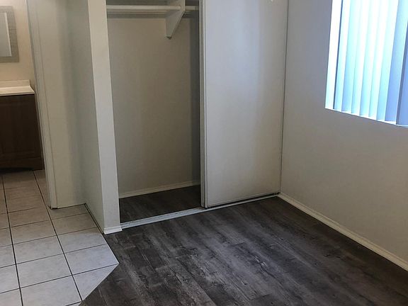 5th image of 3870 Van Dyke Ave #1