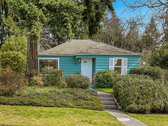 2nd image of 14060 22nd Ave NE