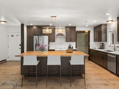 840 Damarell Rd, Bozeman, MT, 59718