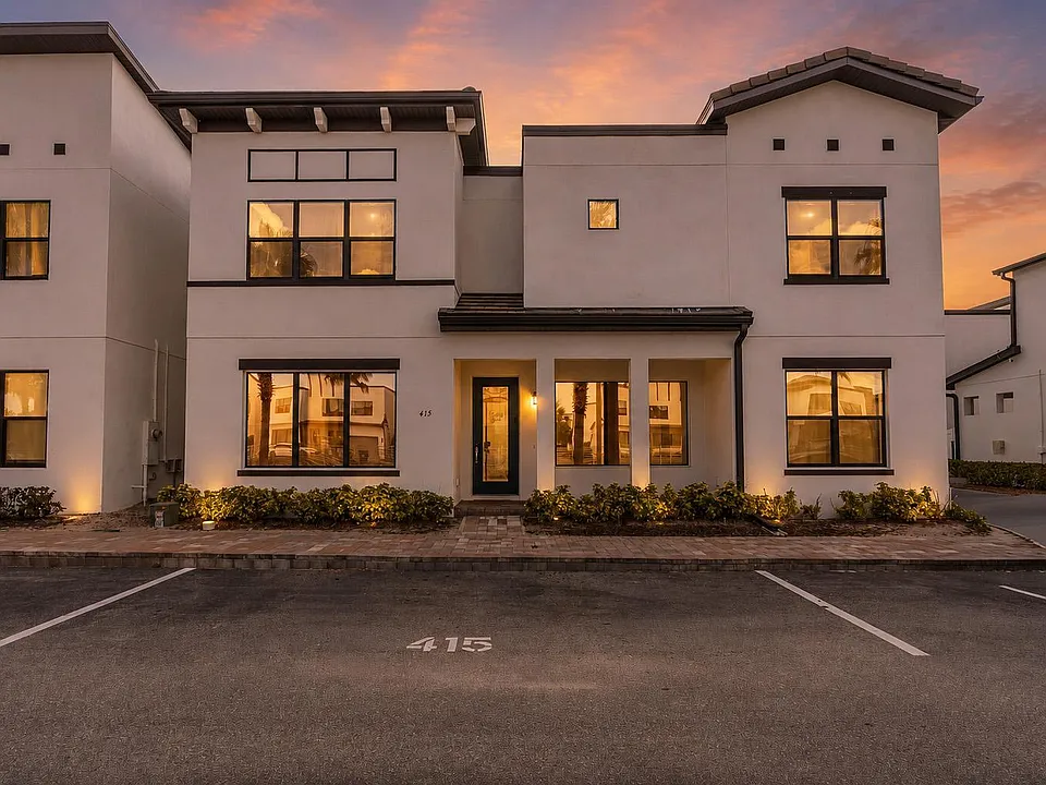 415 Villa Domani Way