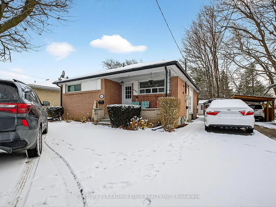 303 Rossland Rd W #BASEMENT
