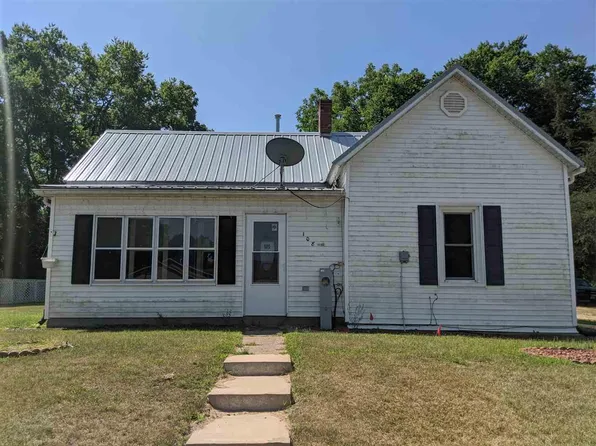 108 E Prairie St, Boscobel, WI 53805