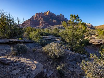 2499 Navajo Cir, Springdale, UT, 84767